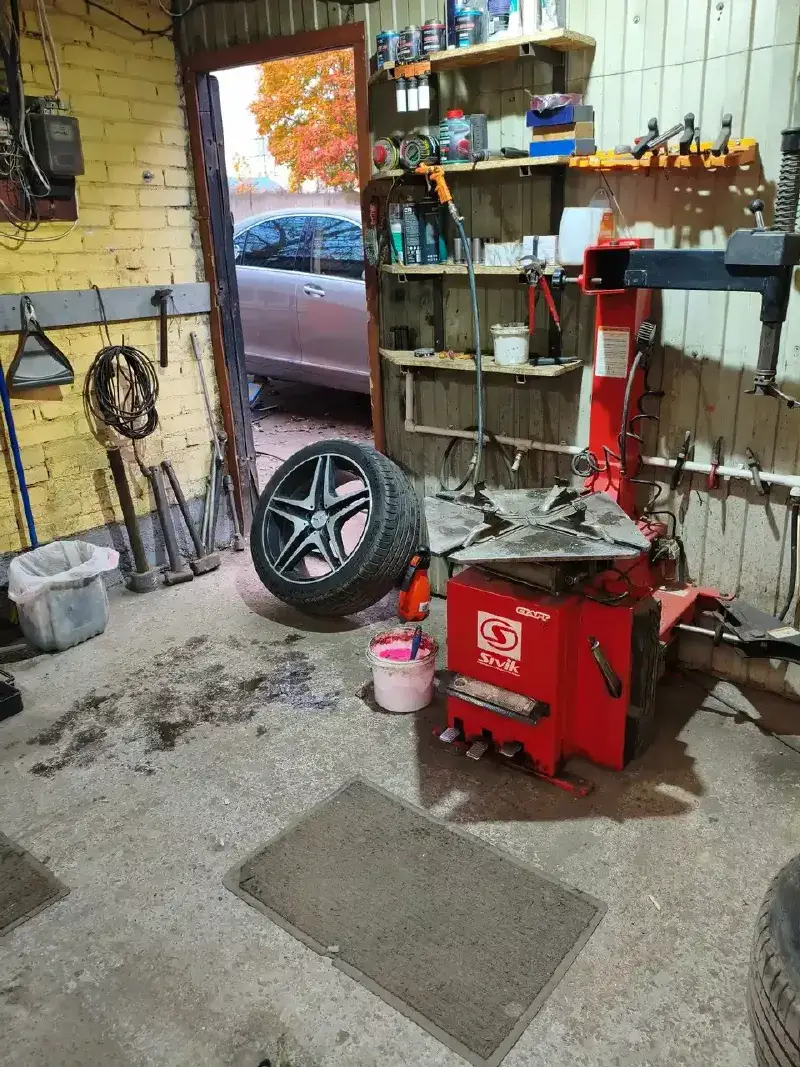 Шиномонтаж №2, Октябрьская наб., 112 — фото 3